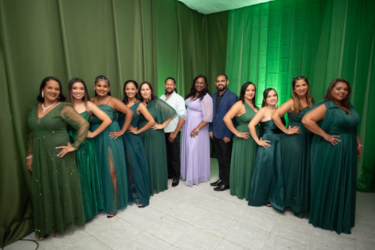 Equipe da Star Tec em momento institucional